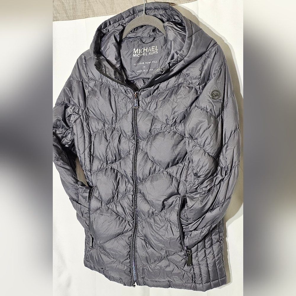 Michael Kors Down, Packable Jacket. Euc! - image 5